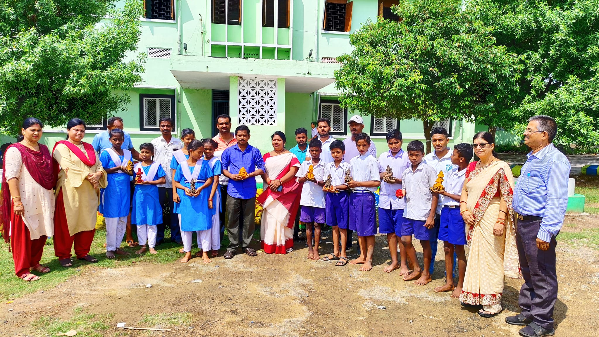 You are currently viewing Student Awareness Initiative Promoting Eco-Friendly Idols